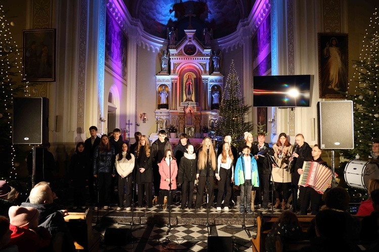 Koncert kolęd z okazji dnia babci i dziadka 