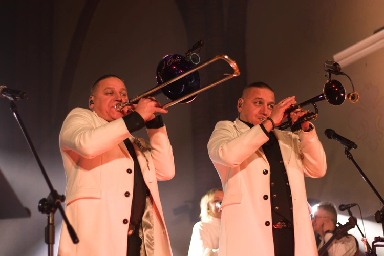 Koncert Golec uOrkiestra w Żyrardowie