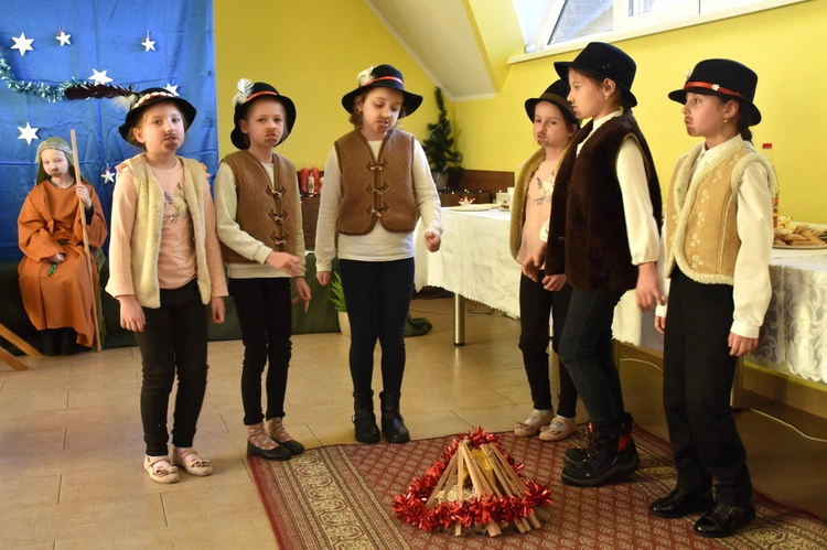 Jasełka deesemek z szynwałdu