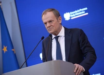 Premier Tusk o planach zmian w konstytucji