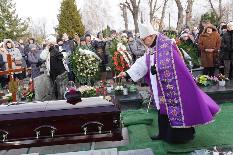 Uroczystości pogrzebowe śp. ks. prof. Wiesława Wenza