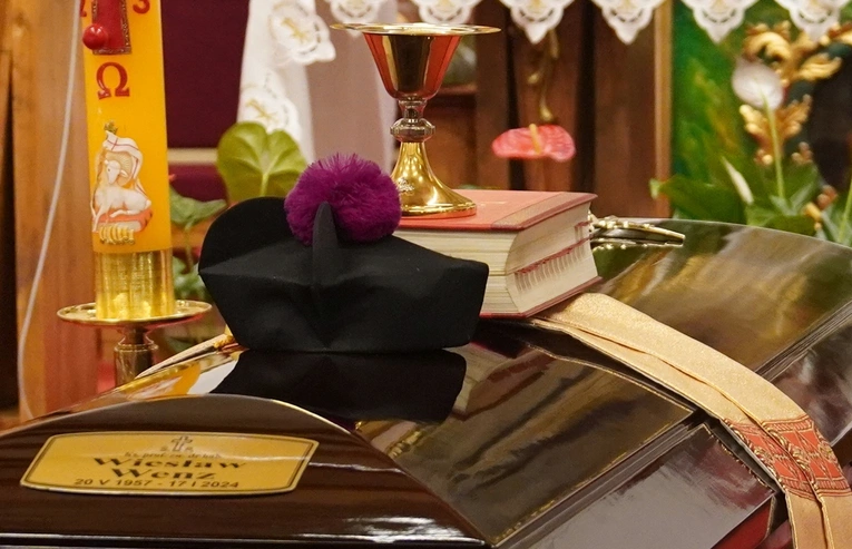 Uroczystości pogrzebowe śp. ks. prof. Wiesława Wenza