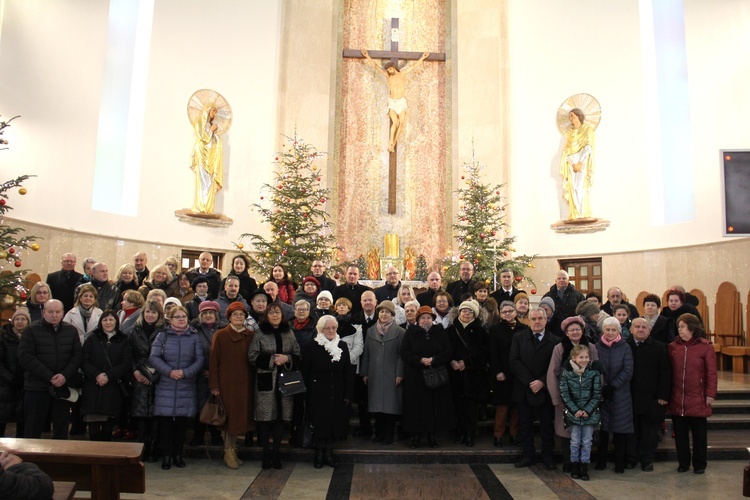 Dąbrowa Tarnowska. 15 lat nieustannej adroacji