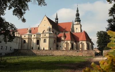 Henrykowskie opactwo na liście pomników historii?