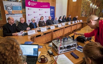 Konferencja przedstawiła zaangażowanie konsekrowanych w rozmaite dzieła miłosierdzia.