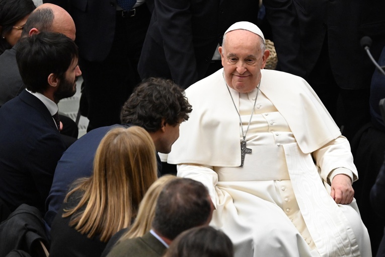 Papież w katechezie o gniewie: musimy nauczyć się przebaczać