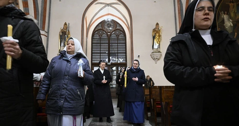 Bp Zadarko: Nie ma mniej lub bardziej ważnych zgromadzeń zakonnych