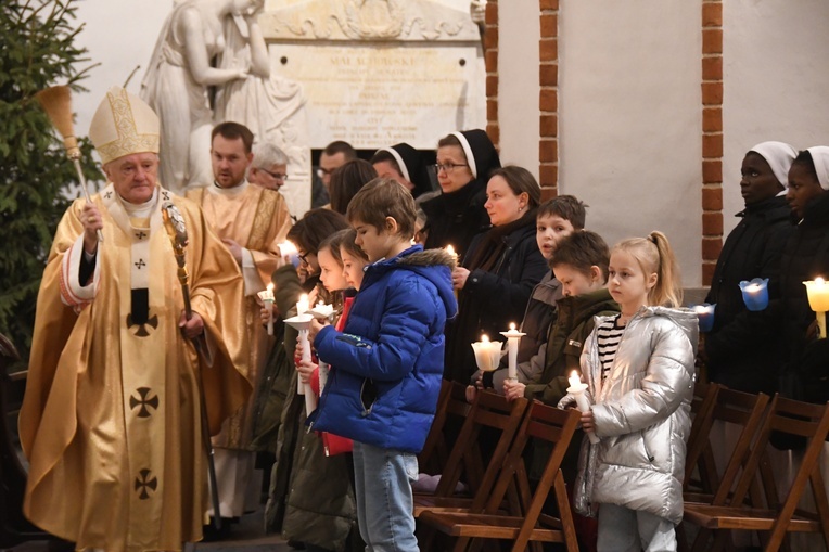 Kard. Nycz: nie możemy iść drogą, która dla Jezusa jest nie do przyjęcia