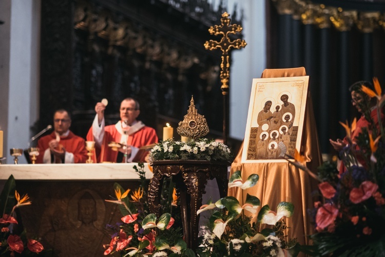 Rozpoczęcie peregrynacji relikwii bł. rodziny Ulmów