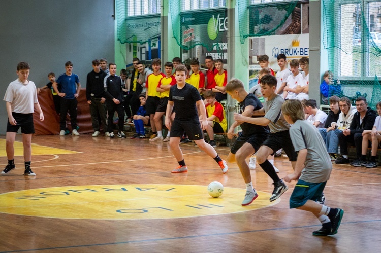 Tarnów-Południe. Dekanalne rozgrywki LSO w piłce nożnej