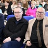 Autorzy tomu drugiego - dr hab. Krzysztof Latawiec (z lewej) i dr hab. Sebastian Piątkowski.