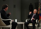 Putin w wywiadzie dla Tuckera Carlsona: inwazja na Polskę lub Łotwę nie wchodzi w grę
