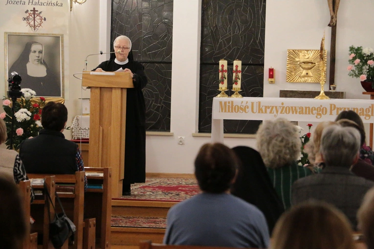Płock. Czuwanie u sióstr pasjonistek
