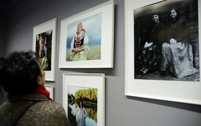 Wernisaż wystawy "Śląski strój na fotografii"