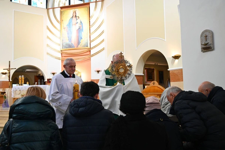 O. Robert Krawiec OFM Cap. i relikwie św. Ojca Pio w Cygańskim Lesie