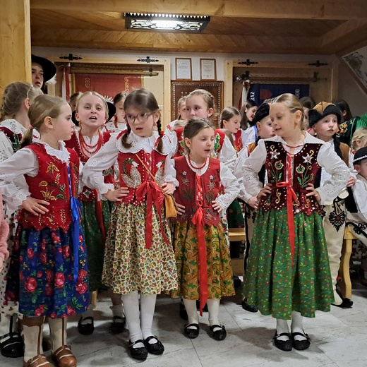 "Miś Kudłocek" w Zębie