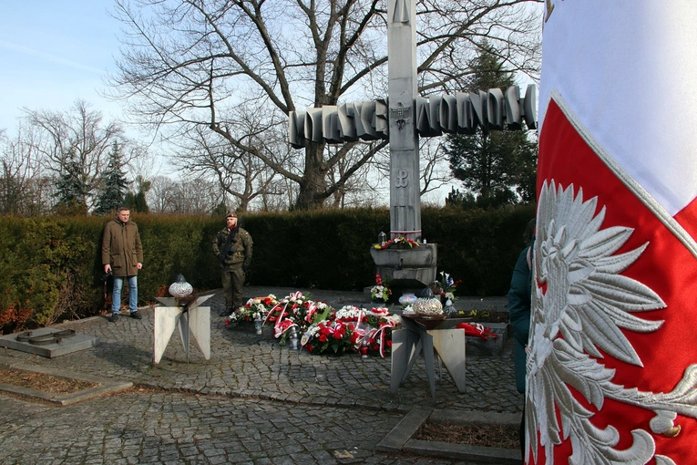 82. rocznica powstania Armii Krajowej - uroczystości we Wrocławiu