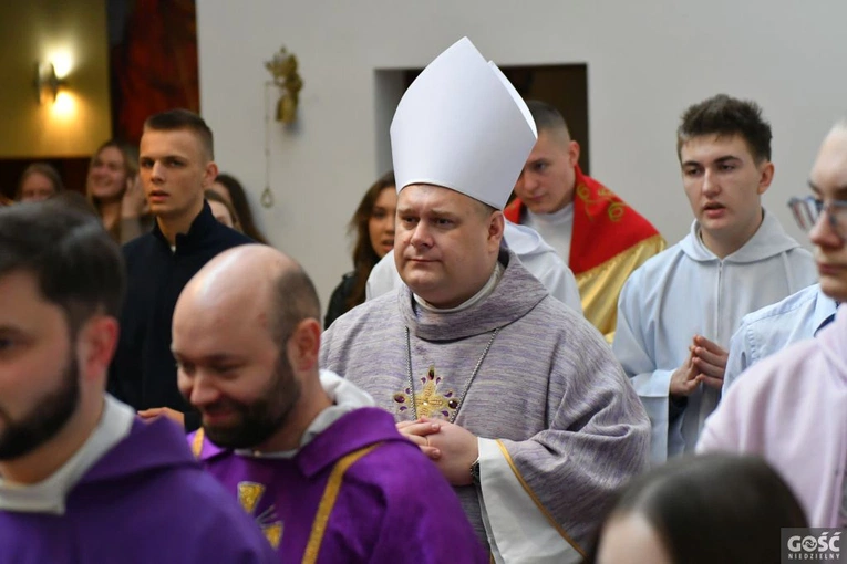 Środa Popielcowa na oazowych rekolekcjach w Rokitnie