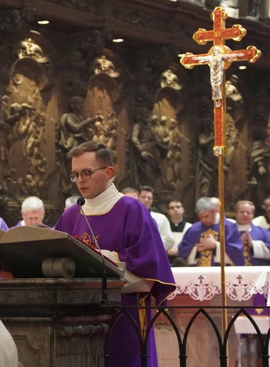 Środa Popielcowa w katedrze wrocławskiej