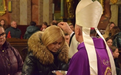 Liturgia Środy Popielcowej w sanktuarium w Paradyżu