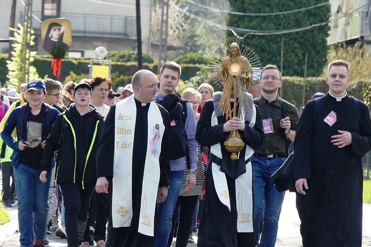 12. Piesza pielgrzymka do Łagiewnik wyruszy 30 kwietnia.