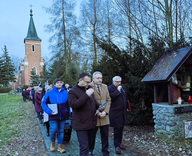 Droga Krzyżowa w Głogowcu