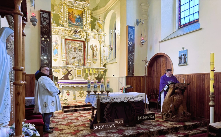 Droga Krzyżowa w Głogowcu