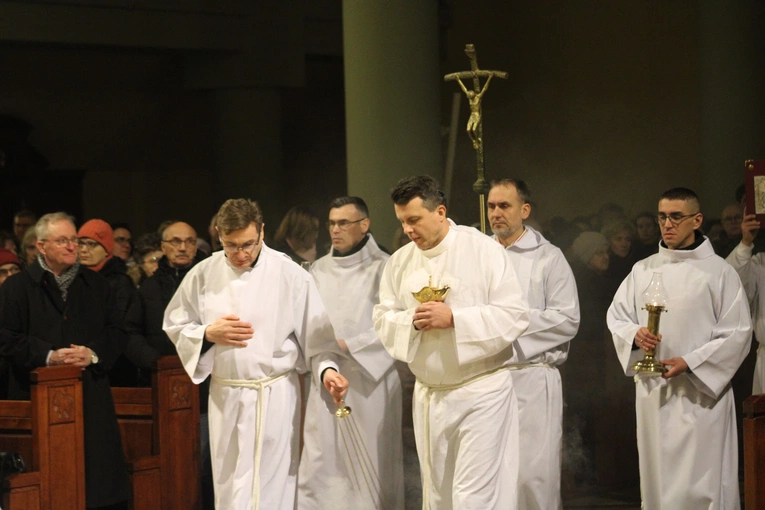 Ciechanów. Czuwanie w intencji ojczyzny