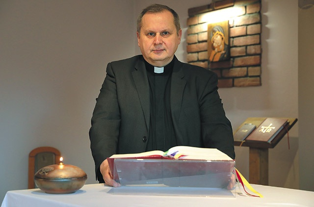 O. Dariusz Wiśniewski jezuita, dyrektor Centrum Kształcenia i Dialogu „Theotokos” w Gliwicach.