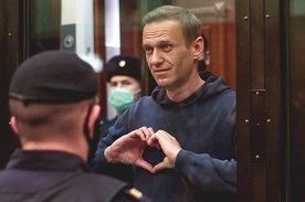 	Aleksiej Nawalny podczas rozprawy przed sądem w Moskwie w roku 2014.