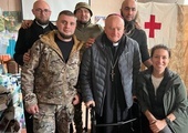 Dwa lata pod ostrzałem. Biskup Jan Sobiło z Zaporoża o życiu przy linii frontu