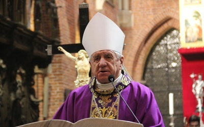 Papież przyjął rezygnację abp. Andrzeja Dzięgi