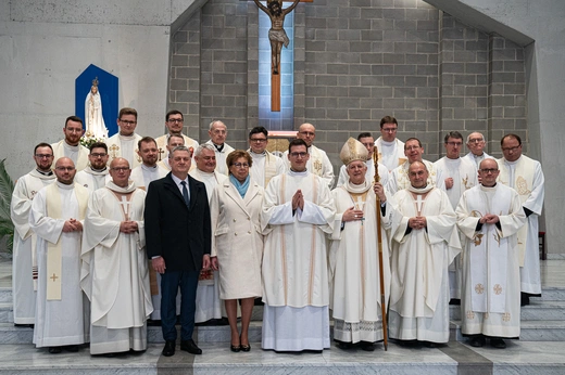 Katowice-Piotrowice. Święcenia diakona Mateusza Ochojskiego