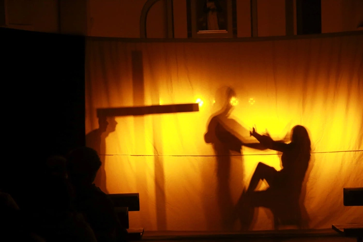 Droga Krzyżowa w Mesznej Opackiej