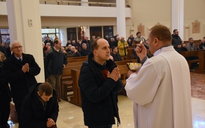 Nowe Przymierze wydobywa z chaosu i absurdu pustych przepisów