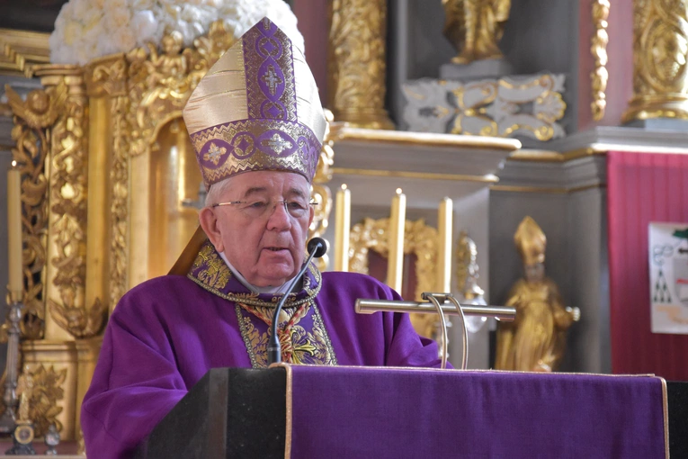 Przasnysz. Poświęcenie kaplicy w farze