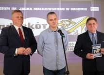 O nowej wystawie i zmianach w muzeum opowiadali (od lewej) Adam Duszyk, Krzysztof Skarżycki i Leszek Ruszczyk.
