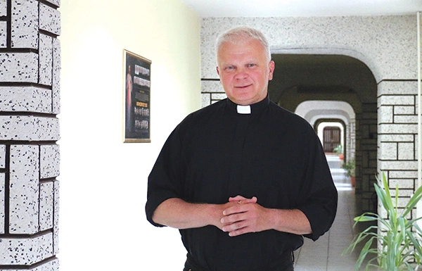 – Oni już chcą służyć w parafiach, przyjmując konkretne zadania – mówi ks. Marek Adamczyk.