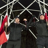 Michał i Marek regularnie pielgrzymują pod najwyższy górski krzyż w Polsce.