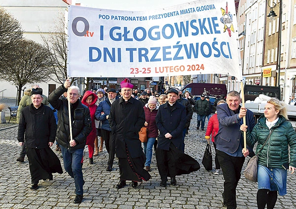 Przemarsz ulicami Głogowa odbył się pod hasłem  „Wolność od... Wolność dla...”.