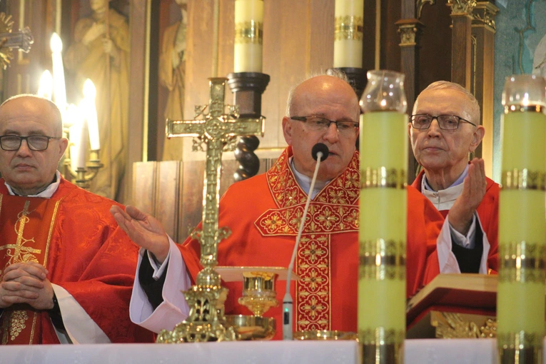 Ciechanów. Peregrynacja relikwii bł. rodziny Ulmów