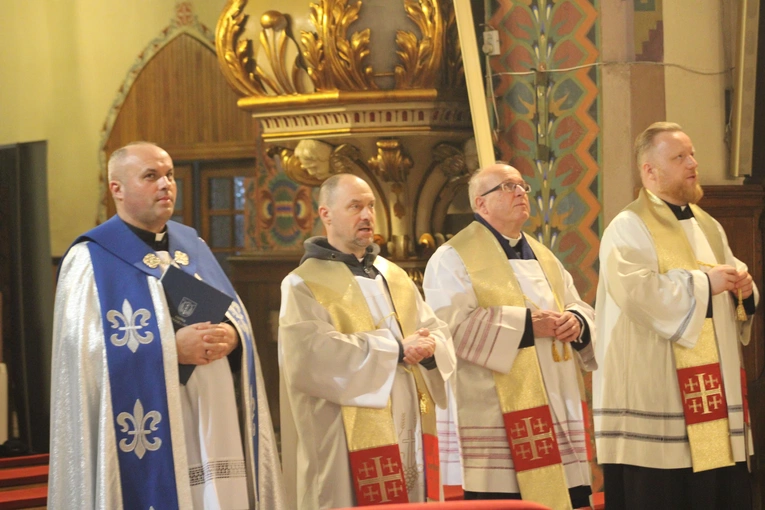 Ciechanów. Peregrynacja relikwii bł. rodziny Ulmów