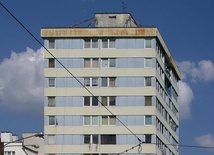 Budynek na linach