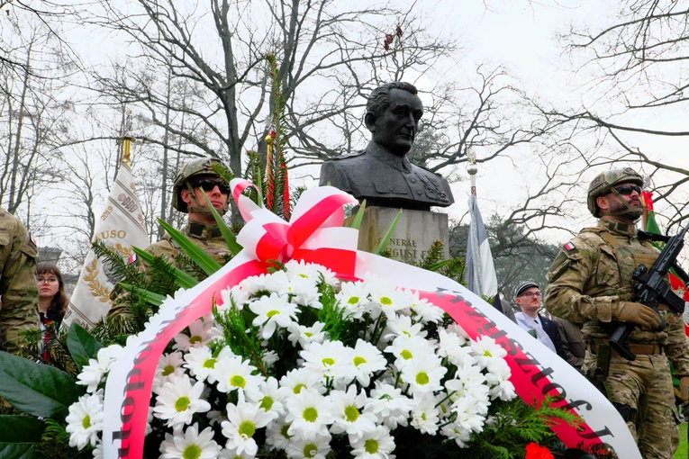 Abp Jędraszewski: Przelana krew żołnierzy wyklętych to nasze wołanie o wierność