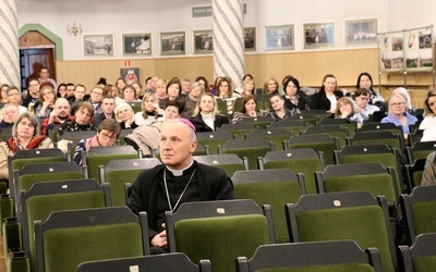 Z katechetami spotkał się bp Marek Solarczyk.