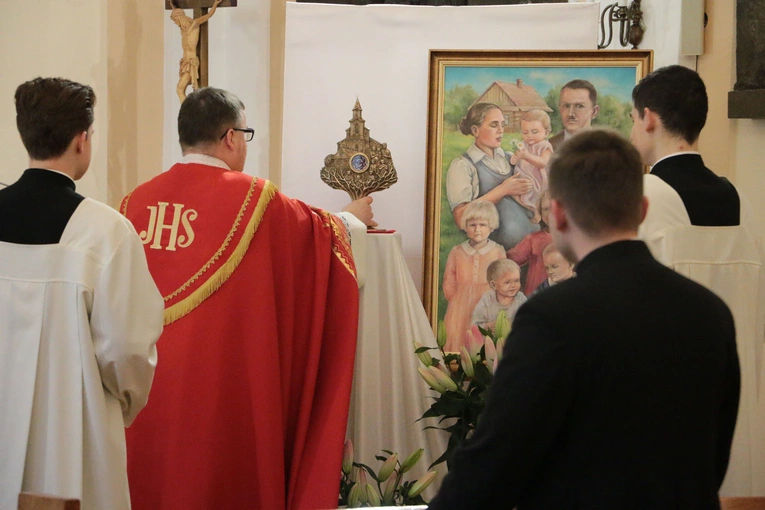 Płock. Ostatni dzień peregrynacji relikwii bł. rodziny Ulmów