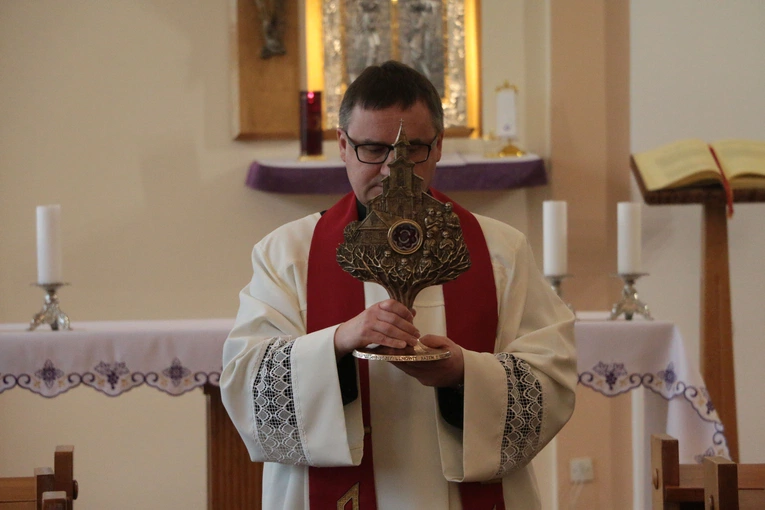 Płock. Ostatni dzień peregrynacji relikwii bł. rodziny Ulmów