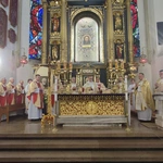 25 lat sądeckiej grupy św. o. Pio