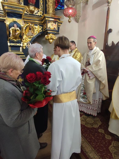 25 lat sądeckiej grupy św. o. Pio