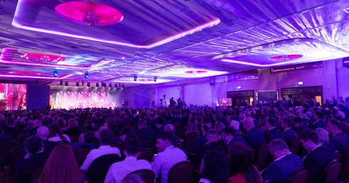 „Wpływ samorządu na lokalną infrastrukturę sportową”